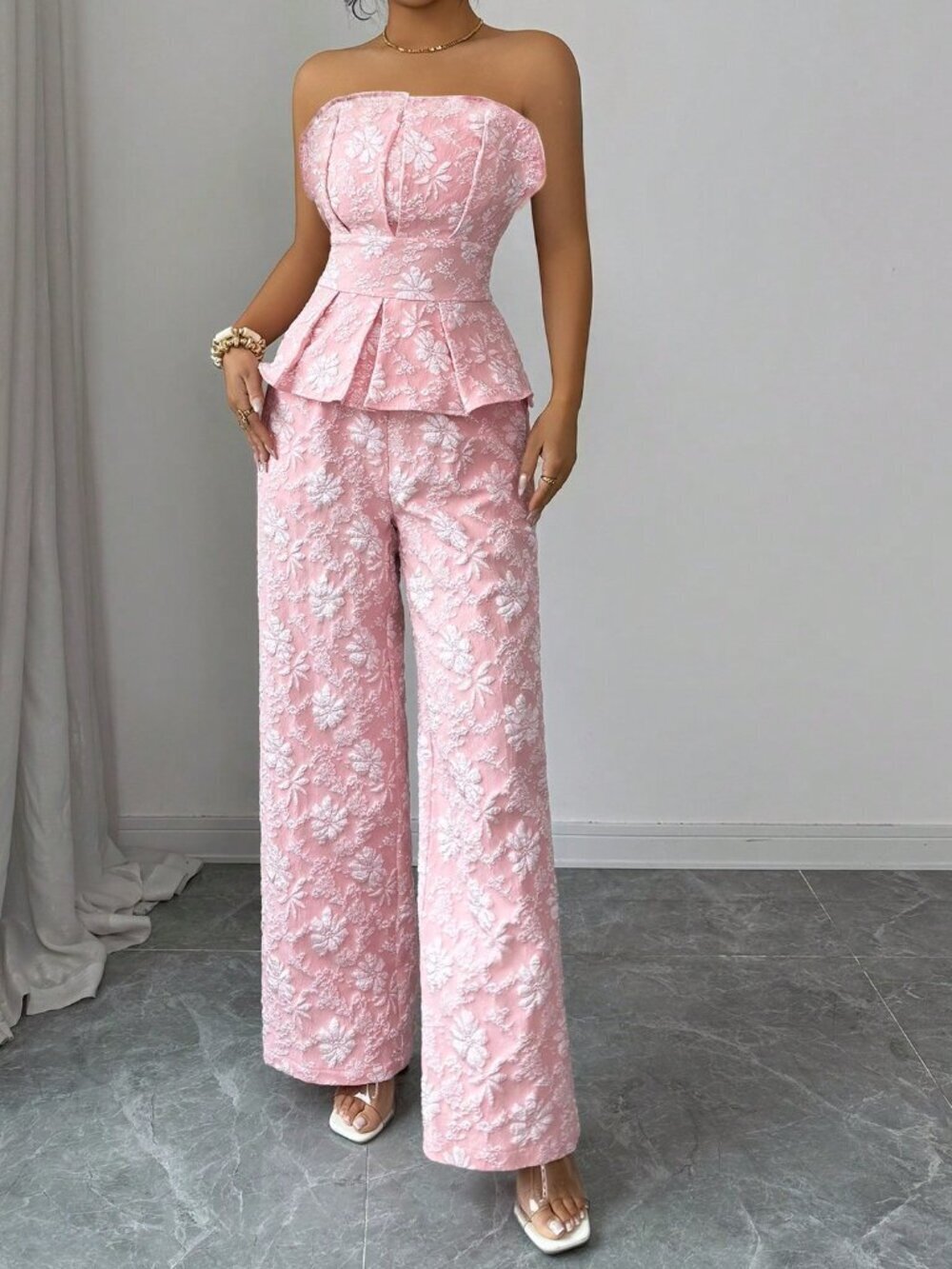 Pink Elegant Women's Floral Jacquard Camisole Top And Wide Leg Pants Set - Picture 3 of 7